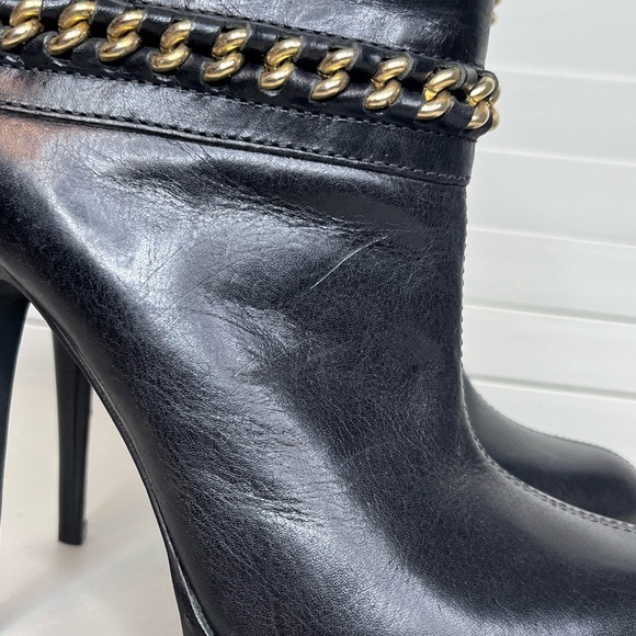 Tory Burch Lysa Leather Chain Sz 10 Ankle Boots - Picture 10 of 16